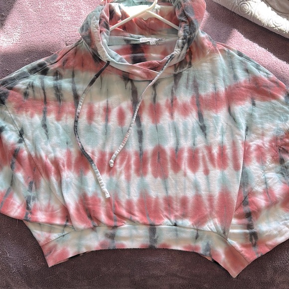 EUC Young Fabulous & Broke tie dye crop hoodie unique snap dolman style sleeves - Picture 5 of 5